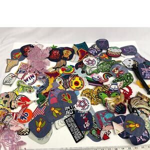 150 PC Assorted Sewing Applique Patches Iron on Sew On NEW Mixed Sequin Crafting